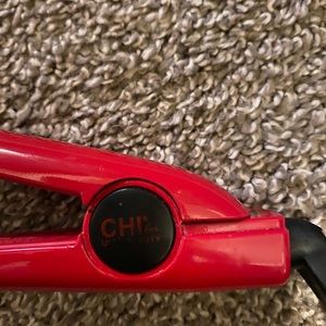 Red Temperature Control CHI Straightener 1-1/2